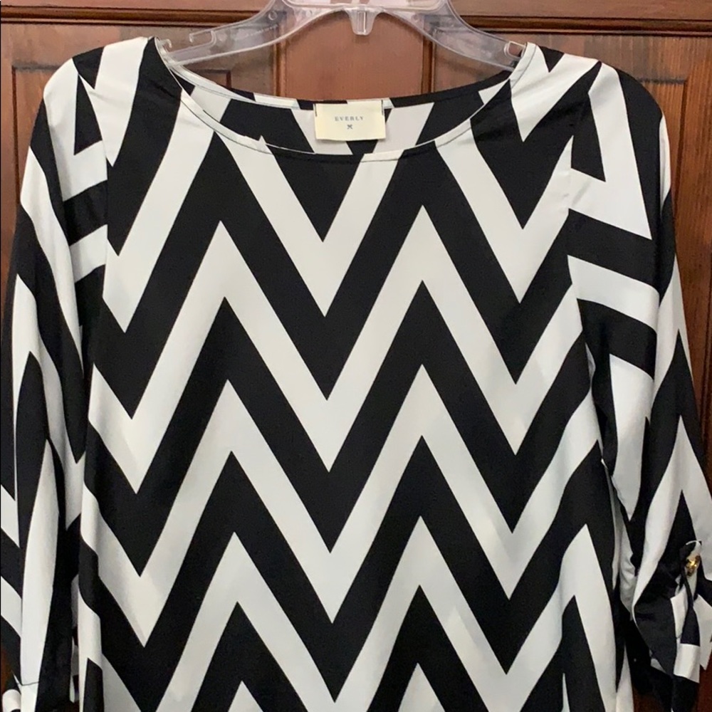 BOUTIQUE Chevron Blouse